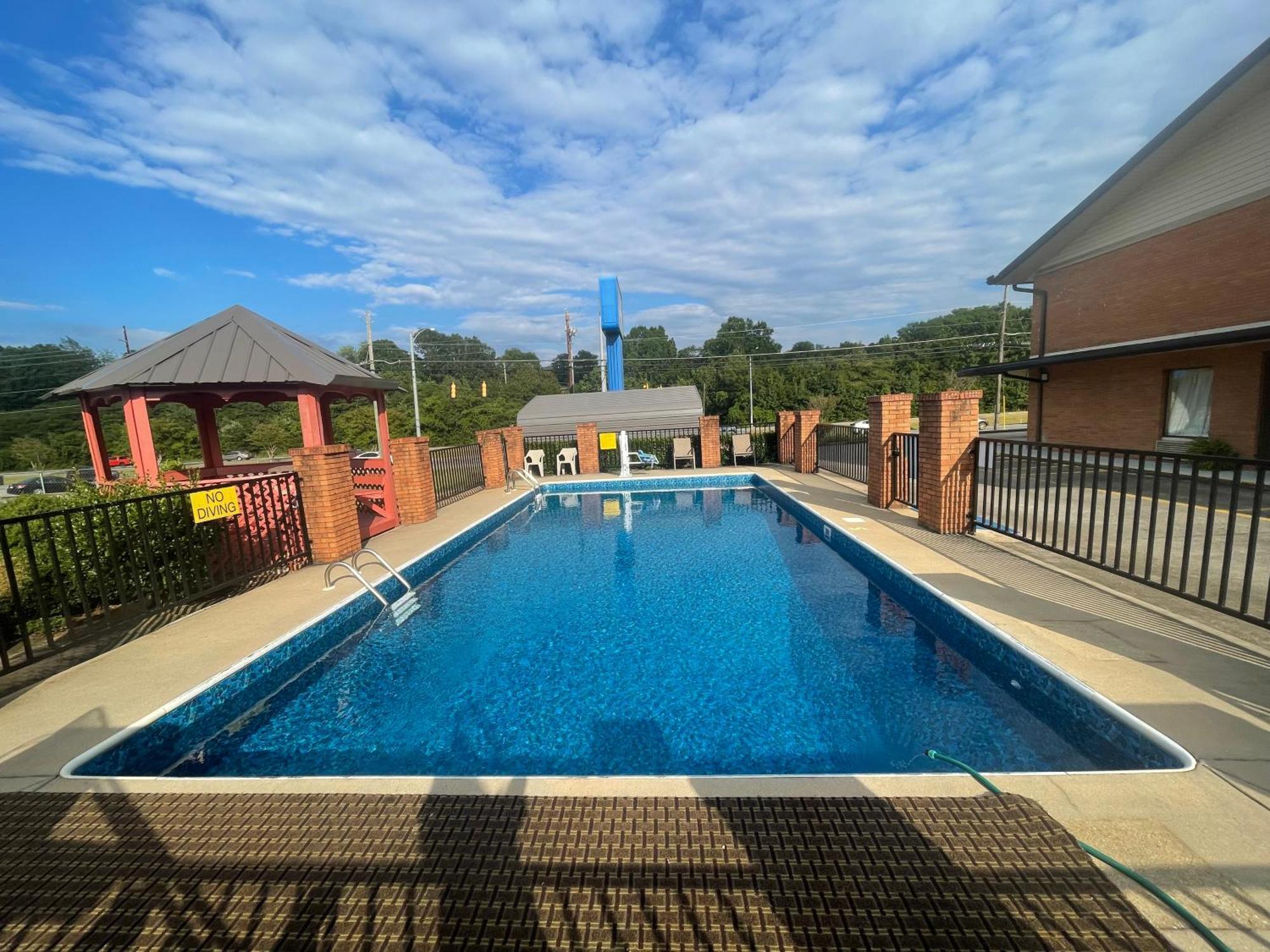 Royal Inn - แอนนิสตัน ภายนอก รูปภาพ